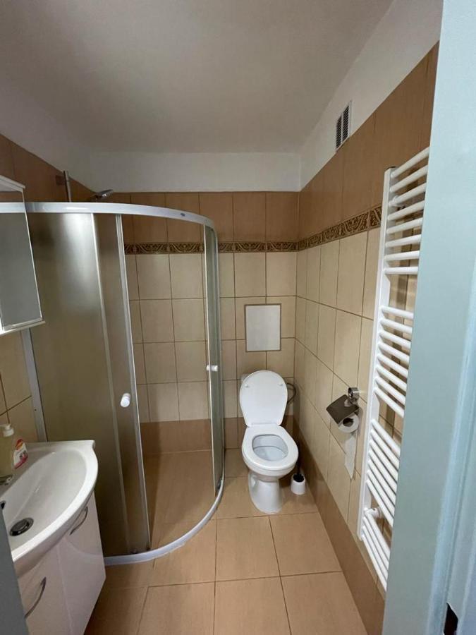 Apartmany - Skolni Chomutov Εξωτερικό φωτογραφία