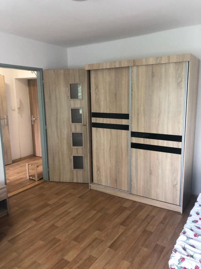 Apartmany - Skolni Chomutov Εξωτερικό φωτογραφία